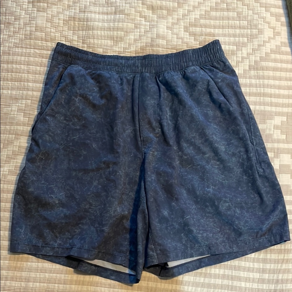 Men's Lululemon shorts